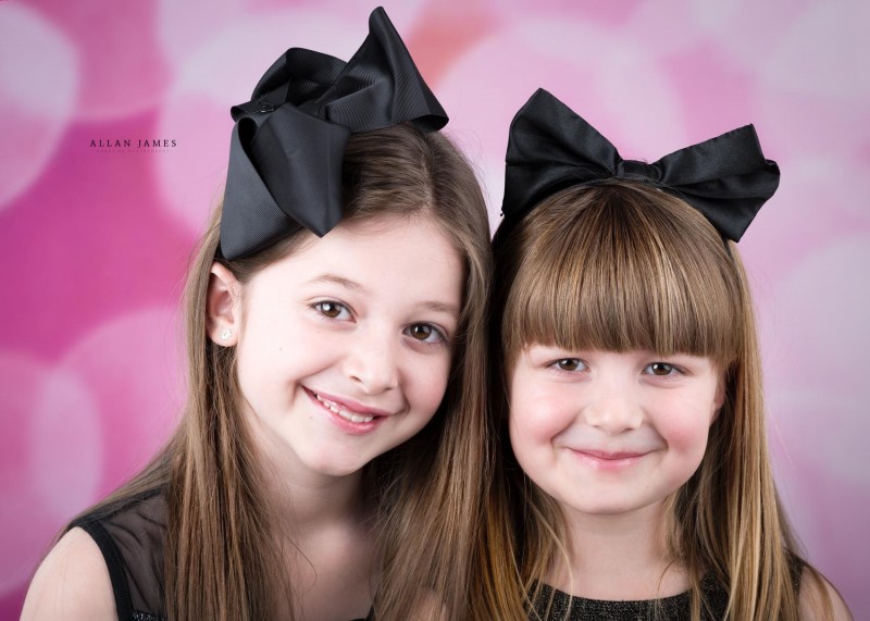 brothers-and-sisters-Cardiff-Bridgend-Pontyclun-Porthcawl-Photographer--Cowbridge-Swansea-neath-port-talbot-pontypridd-g (1)